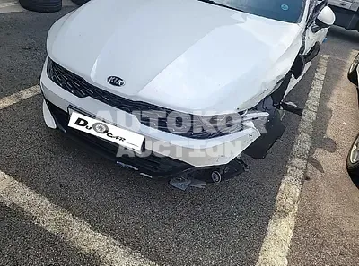 2020, Kia / K5, VIN: KNAG241ABLA040393, 37321 км., gas