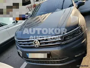 2020, Volkswagen / Tiguan, VIN: WVGZZZ5NZLW366724, 9571 км., diesel