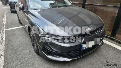 2021, BMW / B5, 54973 км., gas, 2000 куб.см.