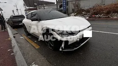 2024, Kia / ev6, 53945 км., electric
