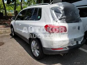 2015, Volkswagen / Tiguan, VIN: WVGZZZ5NZFW577511, 153312 км., diesel