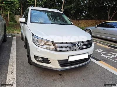 2015, Volkswagen / Tiguan, VIN: WVGZZZ5NZFW563667, diesel