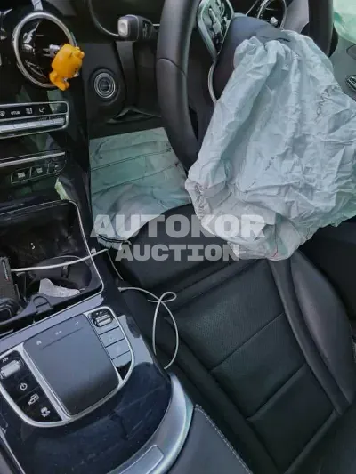 2021, Mercedes-Benz / GLC 300, VIN: W1N0G5DB9MF958649, 5906 км., hybrid