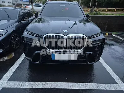 2025, BMW / 740, 30786 км., gas