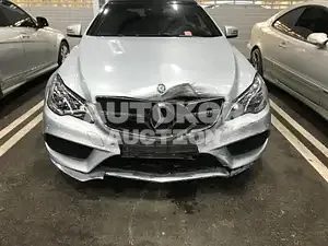 2016, Mercedes-Benz / E 200, VIN: WDDKK3EF5GF329713, gas