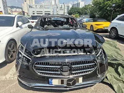 2023, Mercedes-Benz / e300, 60000 км., gas, 1991 куб.см.