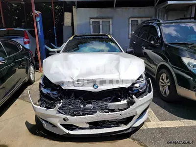 2021, BMW / 840, VIN: WBAGV410XMCG81603, gas