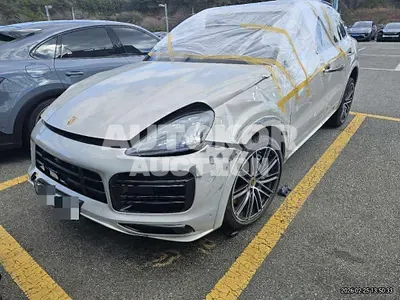 2022, Porsche / Cayenne, 78170 км., gas