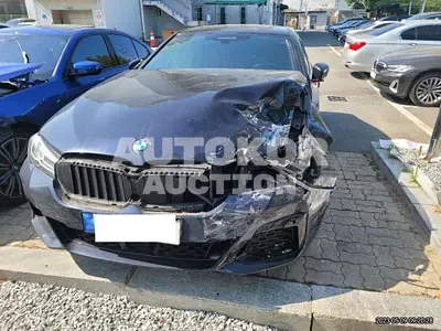 2023, BMW / 520, VIN: WBA11BH07PWX86126, 30000 км., gas