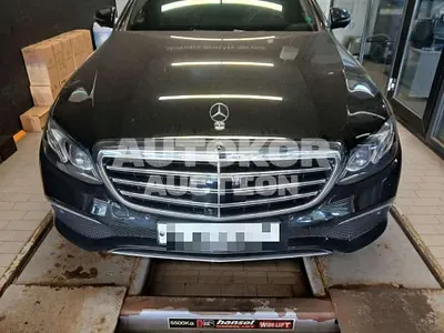 2018, Mercedes-Benz / E 400, 93208 км., gas
