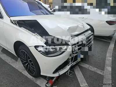 2022, Mercedes-Benz / S 580, 61166 км., gas