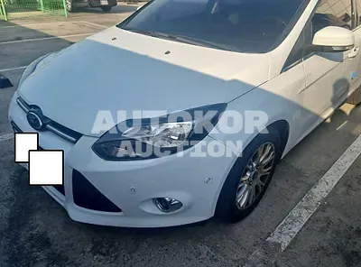 2015, Ford / Focus, VIN: WF0KXXGCBFEM37256, 131518 км., gas