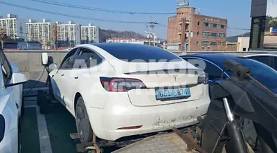 2020, Tesla / Model 3, 80769 км., electric