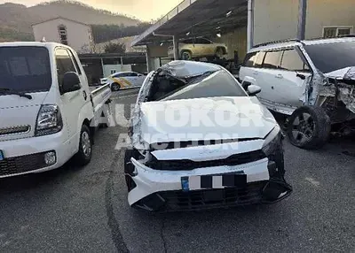 2024, Kia / K3, 47389 км., gas, 1600 куб.см.
