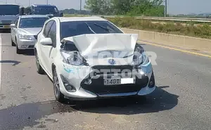 2020, Toyota / Prius C, VIN: JTDKDTB3XL1635585, 43977 км., hybrid