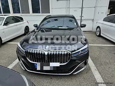 2022, BMW / 740, 17337 км., gas
