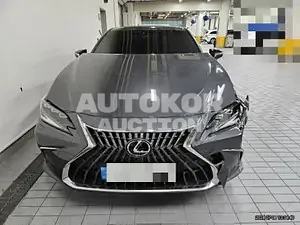 2023, Lexus / ES 300, 31264 км., hybrid