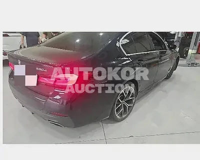 2021, BMW / 530, 35782 км., hybrid, 1998 куб.см.