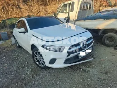 2020, Mercedes-Benz / a220, VIN: WDD3F4EBXLJ156953, 99498 км., gas