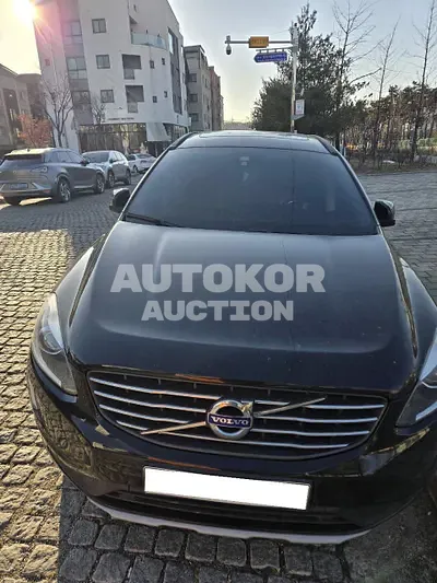2016, Volvo / XC60, VIN: YV1DZARBDH2076045, diesel