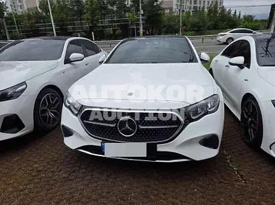 2024, Mercedes-Benz / E 200, 13481 км., gas