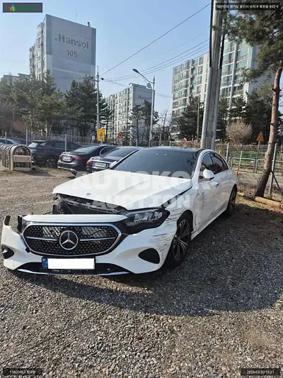 2024, Mercedes-Benz / e200, VIN: W1KLF5ABXRA069557, 29956 км., hybrid, 1999 куб.см.