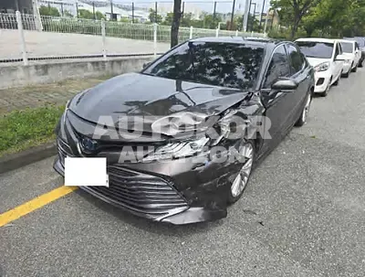 2018, Toyota / camry hybrid, VIN: JTNB21HK4J3004689, 89231 км., hybrid