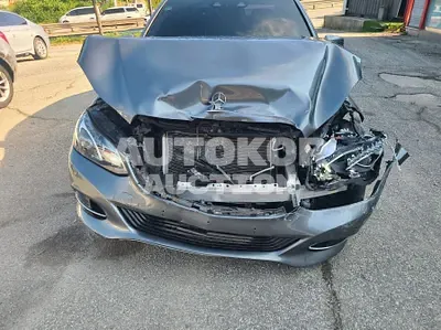 2015, Mercedes-Benz / e300, 95847 км., gas, 3498 куб.см.