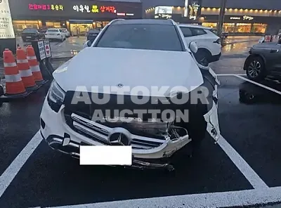 2020, Mercedes-Benz / glc300, 47246 км., gas