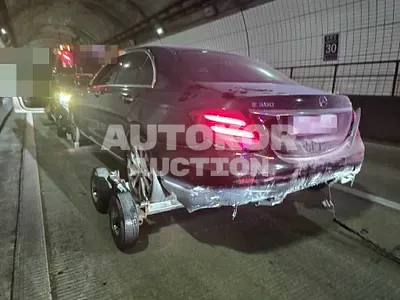 2019, Mercedes-Benz / e300, 60000 км., gas