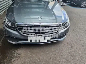 2020, Mercedes-Benz / E 300, VIN: W1KZF4KB4LA800462, 55000 км., hybrid, 1991 куб.см.