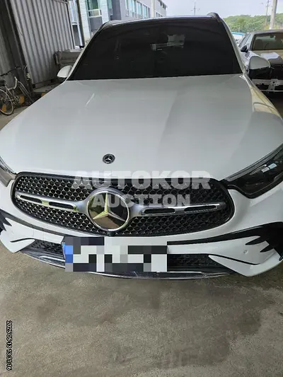 2023, Mercedes-Benz / GLC 300, 7883 км., gas