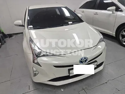 2016, Toyota / Prius, 111875 км., hybrid