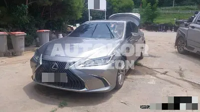 2019, Lexus / ES 300, 77404 км., hybrid