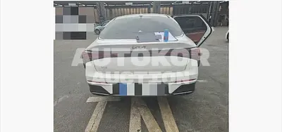 2024, BMW / B5, 3981 км., gas, 1598 куб.см.