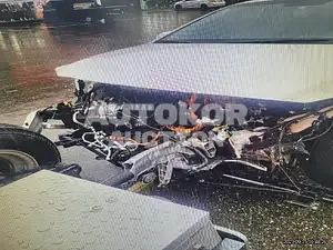 2018, Hyundai / Ioniq, VIN: KMHC851CGJU077272, 97000 км., hybrid