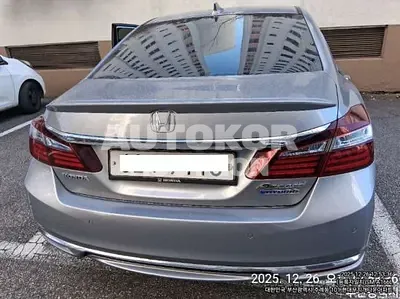 2017, Honda / accord hybrid, VIN: JHMCR6650HC201383, 138631 км., hybrid