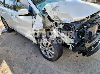 2019, Kia / Carnival, VIN: KNAMB81ABKS545326, 52219 км., diesel