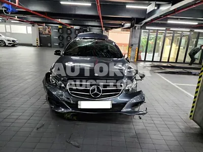 2016, Mercedes-Benz / E 220, VIN: WDDHF0AB2GB258154, 207735 км., diesel