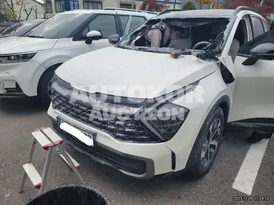 2023, Kia / Sportage, VIN: KNAPX81GBPK078537, hybrid