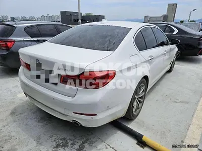 2018, BMW / 520i, 85833 км., gas