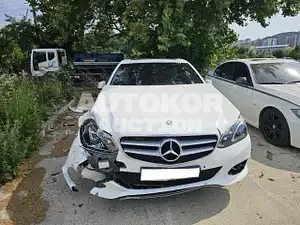 2015, Mercedes-Benz / E 220, VIN: WDDHF0CB6GB194228, 86266 км., diesel