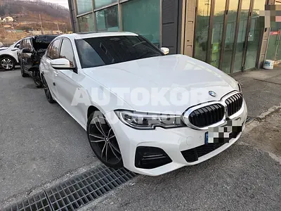 2022, BMW / 320, 33906 км., gas