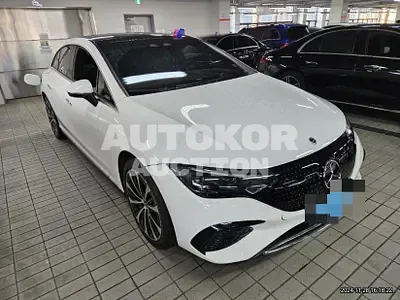2022, Mercedes-Benz / E 350, 31739 км., electric, 271 куб.см.