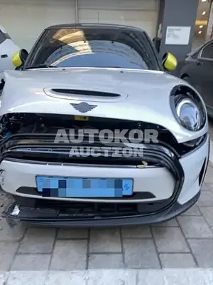 2022, MINI / Cooper, VIN: WMW11DJ03P2S92312, 4981 км., electric