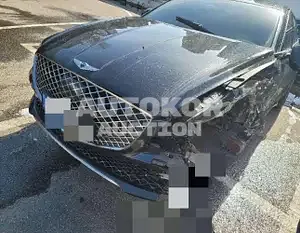 2022, Genesis / G80, gas