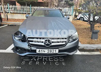 2018, Mercedes-Benz / e220, 176497 км., diesel