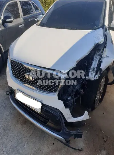 2017, Kia / Sorento, VIN: KNAPS81BBHA333163, 188499 км., diesel