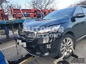 2018, Kia / Sorento, VIN: KNAPK81BBKA510077, diesel