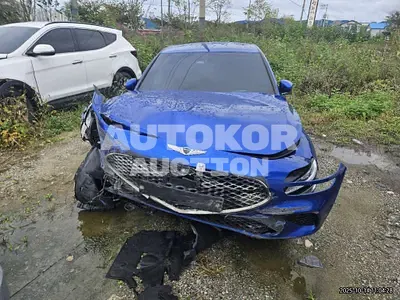 2022, Genesis / G70, 30327 км., gas, 3300 куб.см.